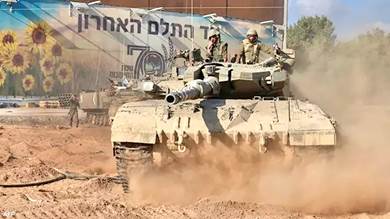 معارك ضارية في "الفالوجا".. حماس تستهدف آليات إسرائيلية